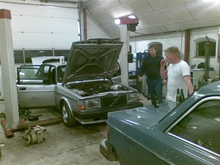 Volvo 242 - 100% værksteds hygge!!!!!!! billede 8