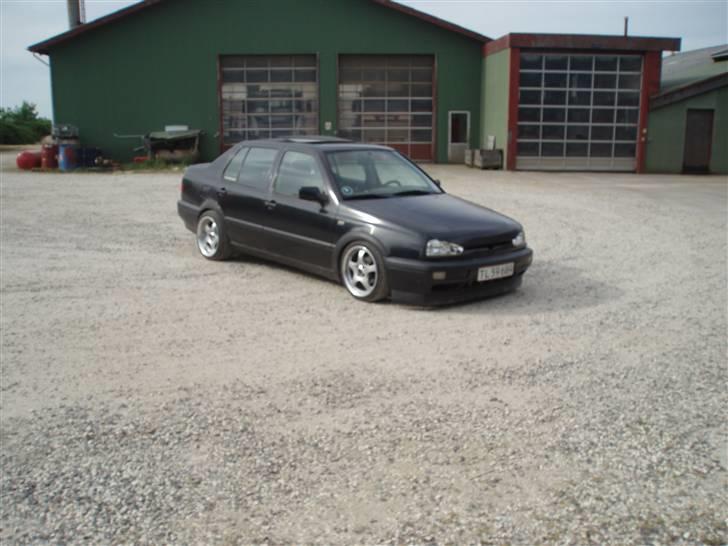 VW Vento 1,8 solgt  billede 2