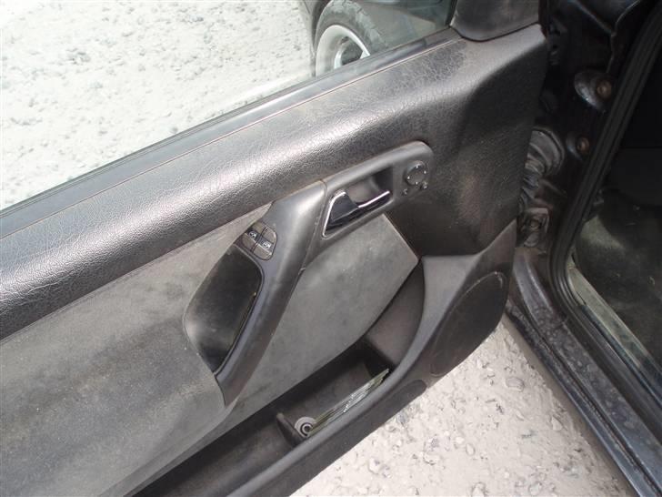 VW Vento 1,8 solgt  billede 9