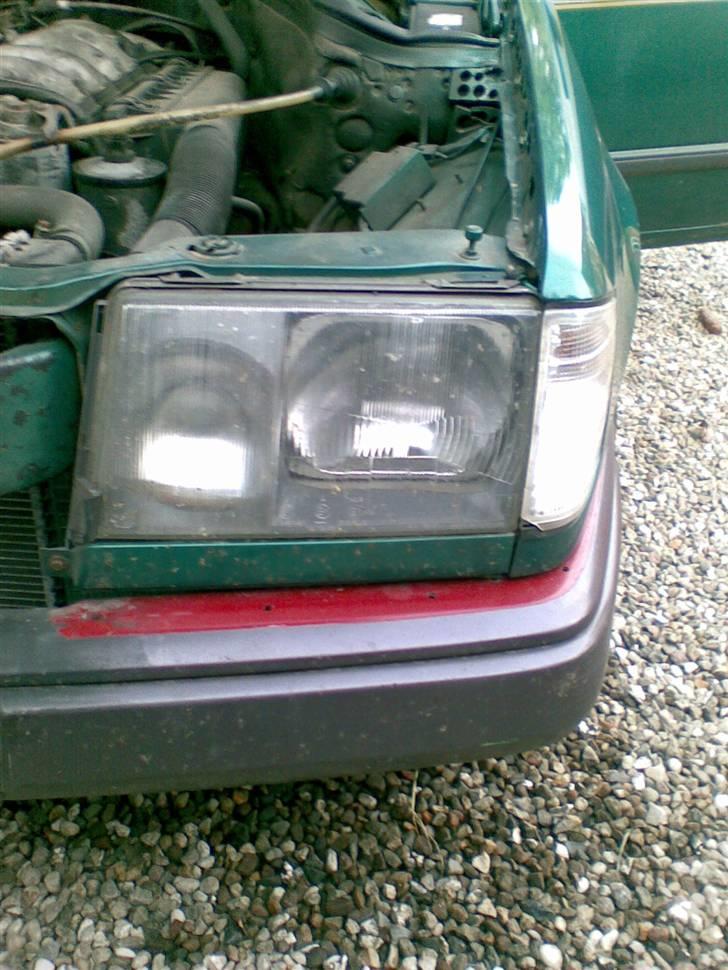 Mercedes Benz 124 DIESEL SOLGT billede 2