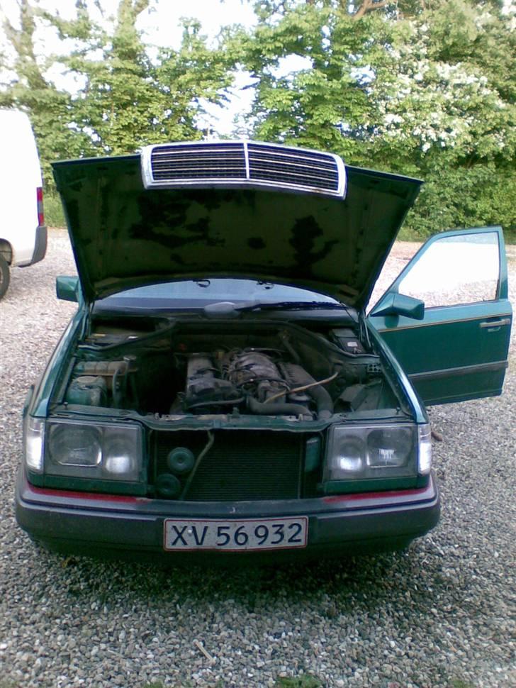 Mercedes Benz 124 DIESEL SOLGT billede 3