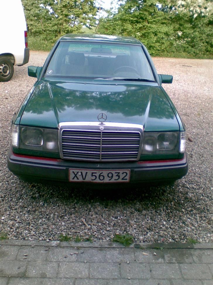 Mercedes Benz 124 DIESEL SOLGT billede 9