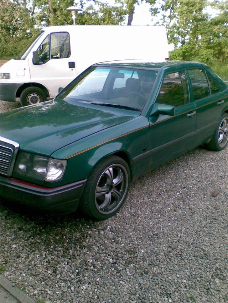 Mercedes Benz 124 DIESEL SOLGT billede 12