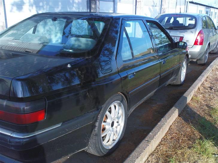 Peugeot 605 total skadet :( billede 8