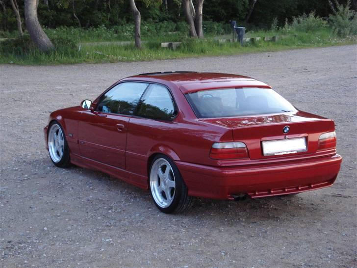 BMW 320i Coupe SOLGT billede 10