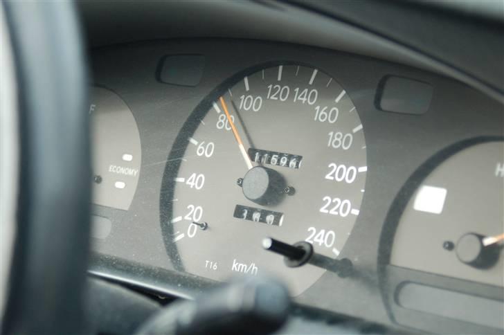 Toyota Carina E billede 8