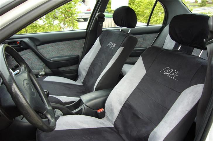 Toyota Carina E billede 10