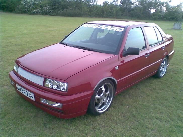 VW Vento 1.8 CL   -solgt- billede 5