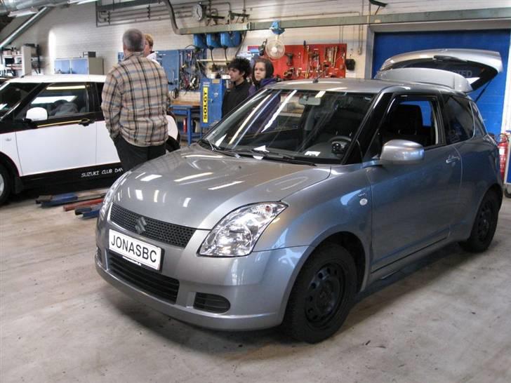Suzuki Swift - SOLGT billede 7