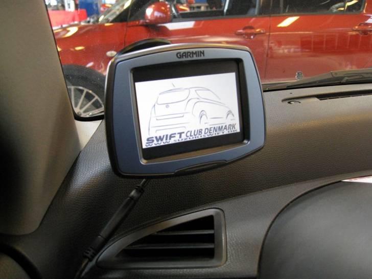 Suzuki Swift - SOLGT billede 8