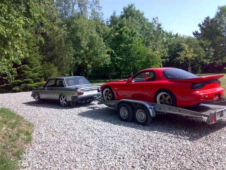 Volvo 252 R  - Skulle lige køre en Mazda RX7 hjem hehe billede 5