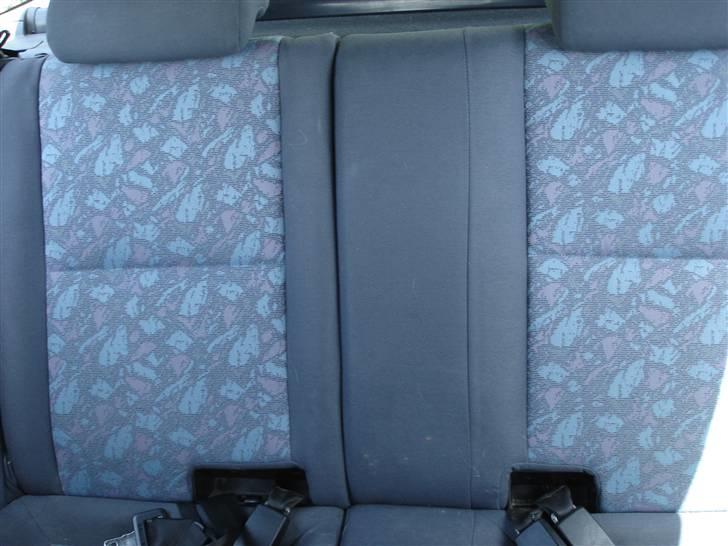 Toyota carina E Solgt billede 5