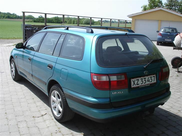 Toyota carina E Solgt billede 13
