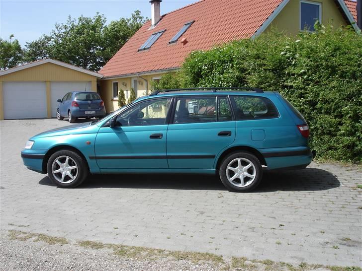 Toyota carina E Solgt billede 14