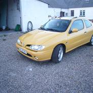 Renault megane coupe 2,0 16 v (solgt)