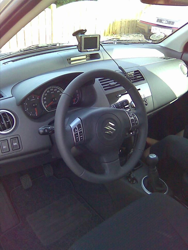 Suzuki Swift "Solgt" billede 4