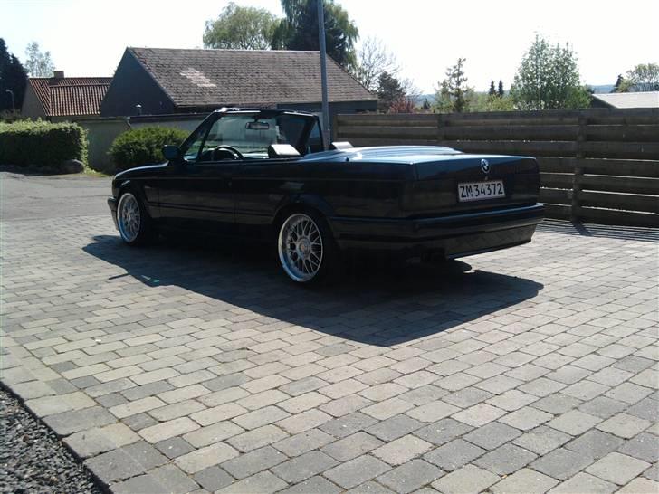 BMW 325i E30 CAB solgt! billede 3
