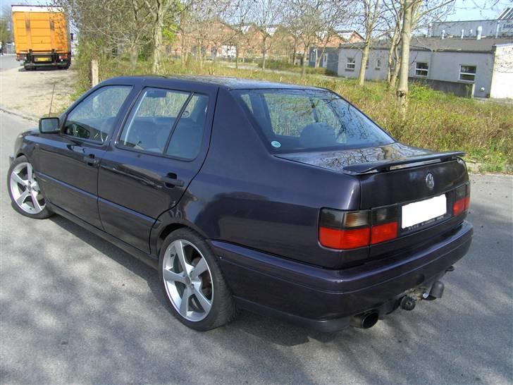 VW  Vento 2,0 GL billede 5