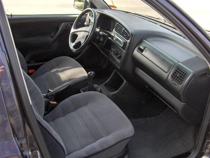 VW  Vento 2,0 GL billede 12