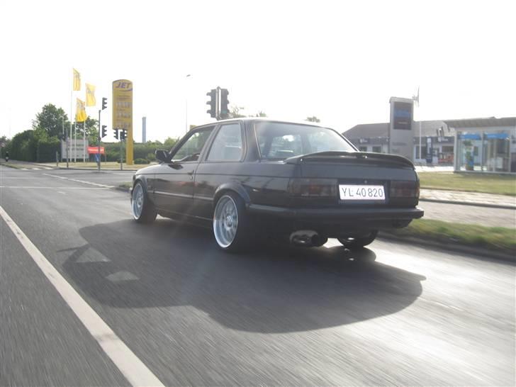 BMW E30 325i billede 9