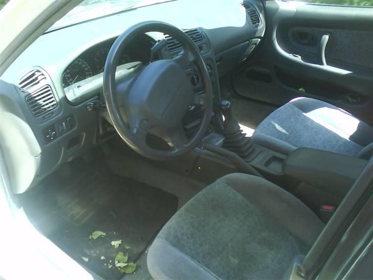 Mitsubishi galant GLSI   SOLGT billede 4