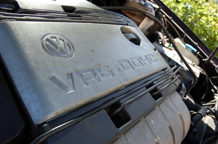 VW GolfVR6 Highline SOLGT - Vw´s pletskud af en motor.. billede 2