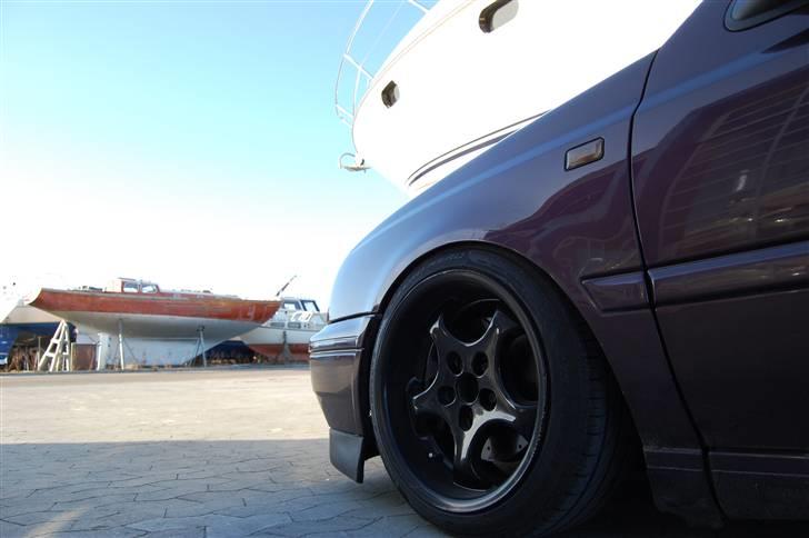 VW GolfVR6 Highline SOLGT - Nej hr.synsmand,. De går da ikke ud over skærmen ? billede 6