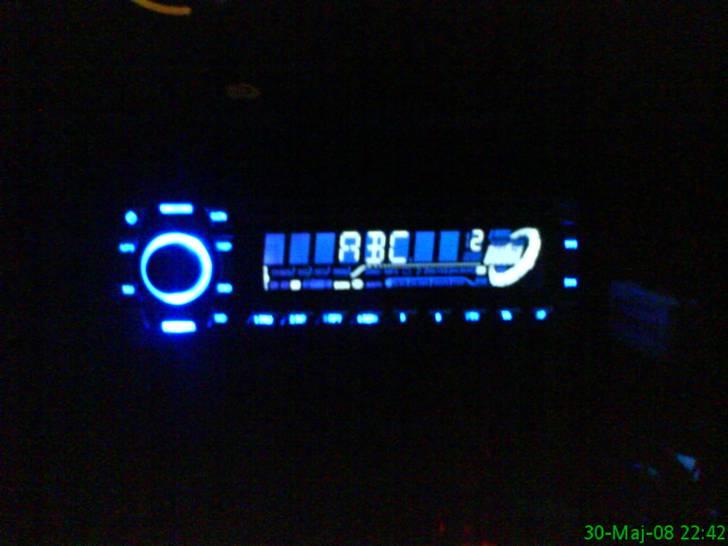 Opel Corsa 1.4 SI Sport - indvendig Denver CAD-450 billede 6