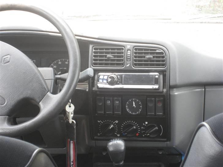 Renault 19 tilsalg 10000kr. billede 8