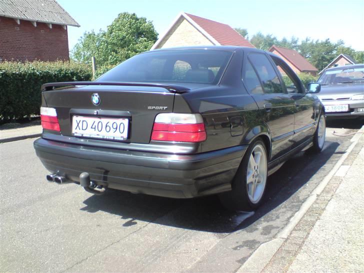 BMW E36   SOLGT billede 2