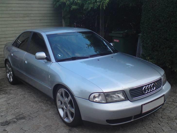 Audi A4 2,4 30v V6 "Junior" billede 4