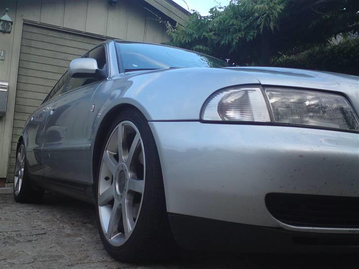 Audi A4 2,4 30v V6 "Junior" billede 7