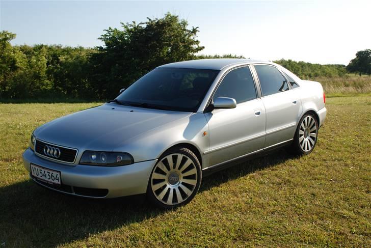 Audi A4 *SOLGT* billede 2