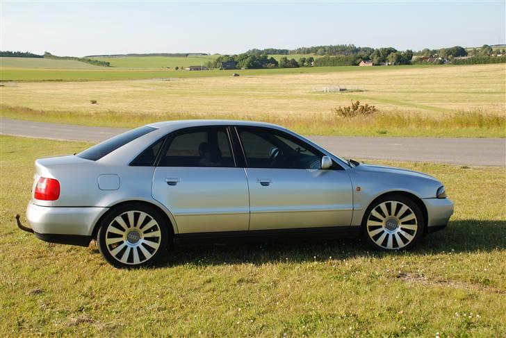 Audi A4 *SOLGT* billede 6