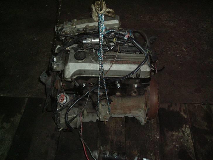 Opel kadett c-caraven(BYTTET) - Den nye motor der skal i den... billede 16