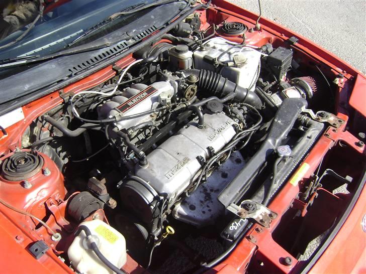 Mazda 323f (SOLGT) billede 6