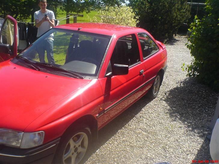 Ford Escort CLX 1.6i 16v billede 3