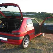 Peugeot 306