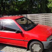 Peugeot 106