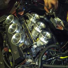 Opel vectra V6 24V????