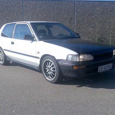 Toyota Corolla 1,3Turbo -SOLGT-