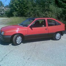 Opel Kadett E