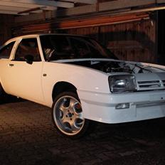 Opel Manta b CC'er (projekt)