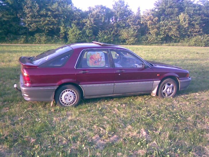 Mitsubishi Galant solgt billede 8