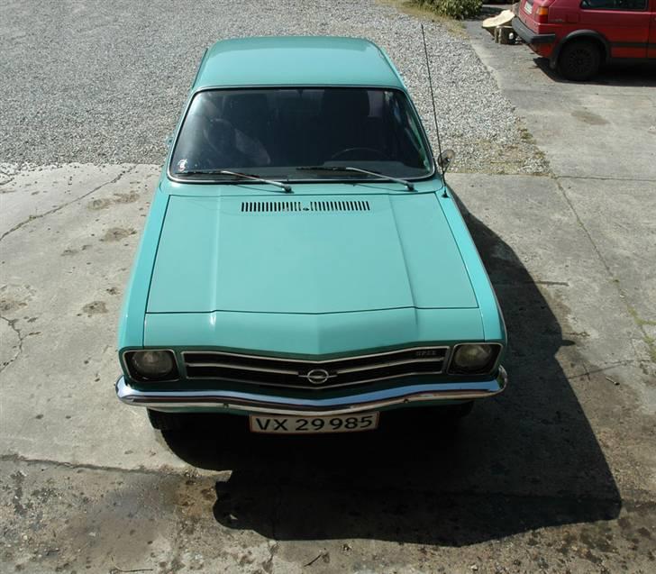 Opel Ascona A SOLGT - Syntes den har nogle flotte former. :-) billede 1