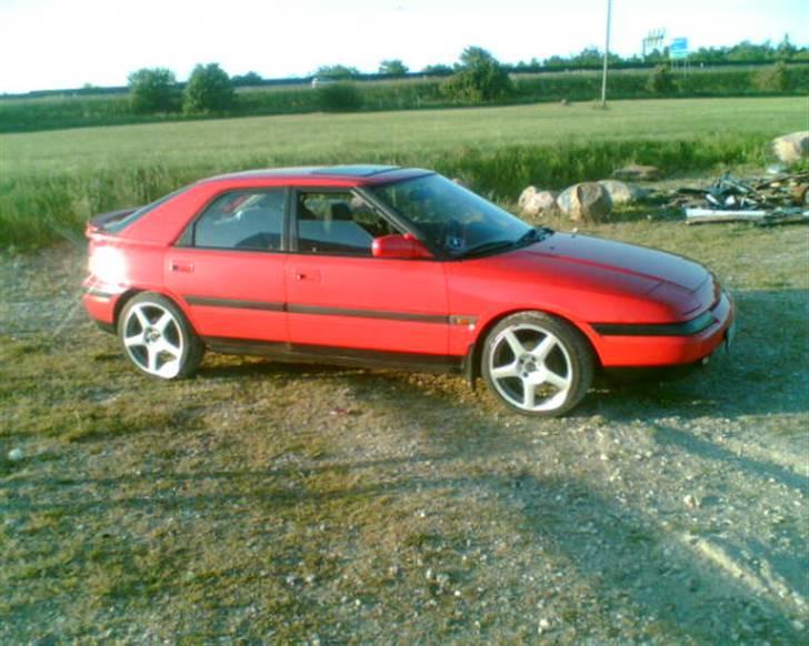 Mazda 323f BG turbo SOLGT billede 1
