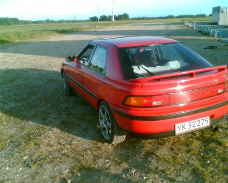 Mazda 323f BG turbo SOLGT billede 4