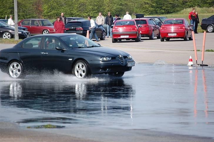 Alfa Romeo 156 billede 8