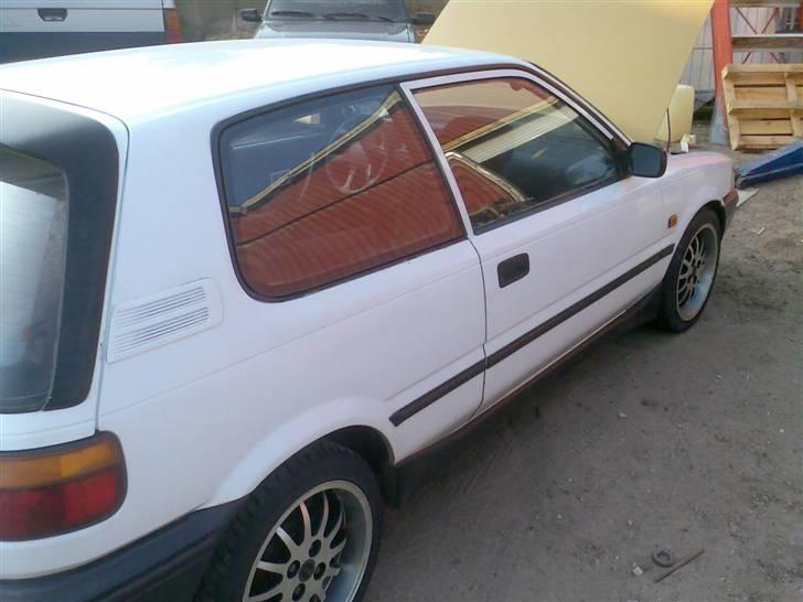 Toyota Corolla 1,3Turbo -SOLGT- billede 8