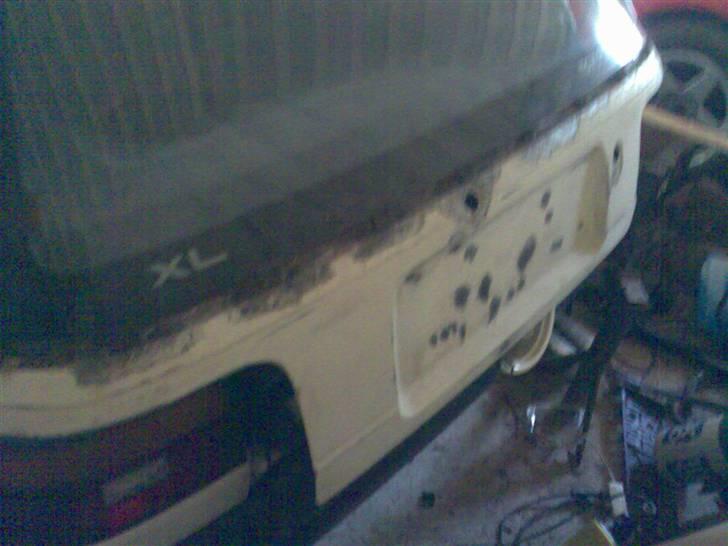 Toyota Corolla 1,3Turbo -SOLGT- - Std EE90! de ruster alle i bagklappen og denne her var ingen undtagelse! billede 15